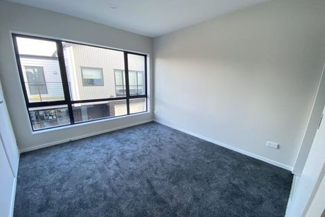 Photo of property in 3c Westall Road, New Lynn, Auckland, 0600