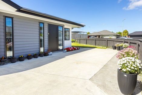 Photo of property in 5 Poulson Grove, Trentham, Upper Hutt, 5018