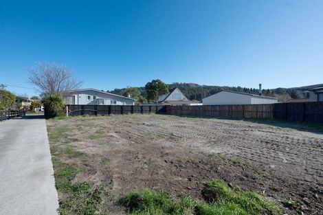 Photo of property in 8a Darroch Street, Fairy Springs, Rotorua, 3015