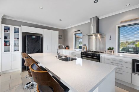 Photo of property in 9 Bellbird Rise, Pyes Pa, Tauranga, 3112