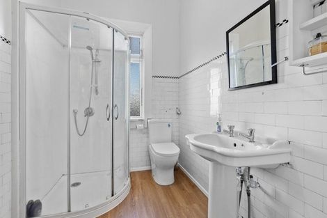 Photo of property in 129 Queen Street, North Dunedin, Dunedin, 9016