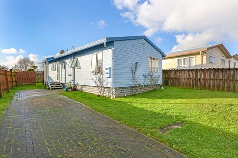 Photo of property in 38a Heathdale Crescent, Papakura, 2110