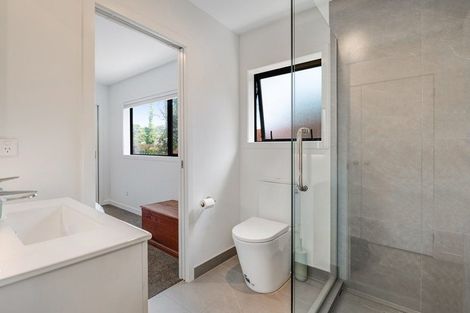 Photo of property in 3a Gladys Avenue, Glenfield, Auckland, 0629