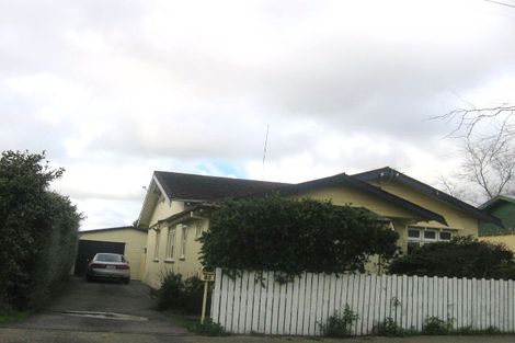 Photo of property in 15 Kingswood Street, Takaro, Palmerston North, 4412