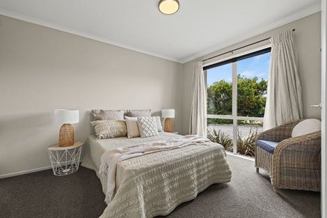 Photo of property in 34 Ti Rakau Drive, Woolston, Christchurch, 8023