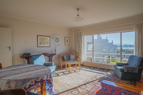 Photo of property in 1-12/48 The Bay Hill, Timaru, 7910