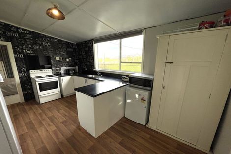 Photo of property in 1 Allan Street, Waiwera South, Clinton, 9584