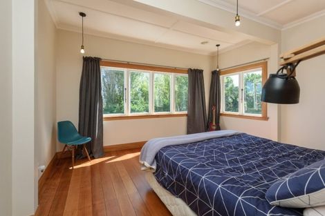 Photo of property in 144 Townsend Road, Miramar, Wellington, 6022