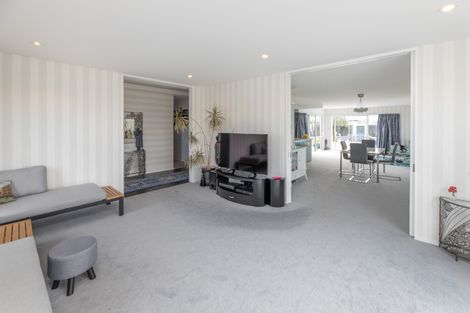 Photo of property in 3 Te Wairewa Street, Pegasus, 7612