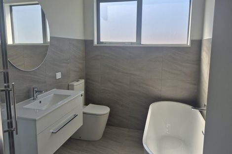 Photo of property in 30 Derbridge Street, Woodend, 7610