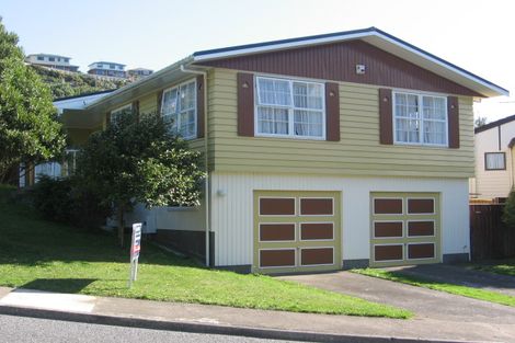 Photo of property in 9 Safari Crescent, Johnsonville, Wellington, 6037