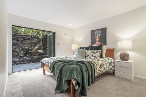 Photo of property in 64 Scenic Drive, Titirangi, Auckland, 0604