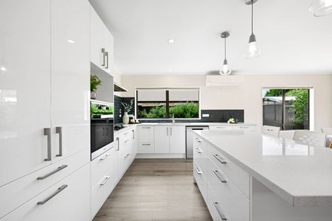 Photo of property in 20 Farringdon Avenue, Rototuna North, Hamilton, 3210