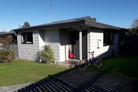 Photo of property in 7 Pokapu Place, Bethlehem, Tauranga, 3110