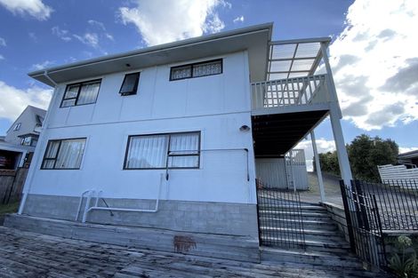 Photo of property in 147 Oaktree Avenue, Browns Bay, Auckland, 0630