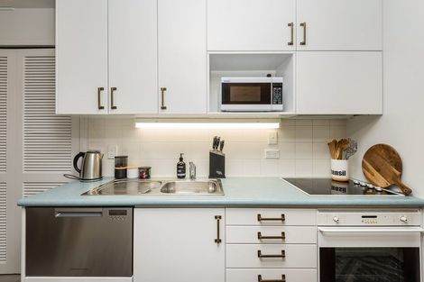Photo of property in 4/245 Montreal Street, Christchurch Central, Christchurch, 8013