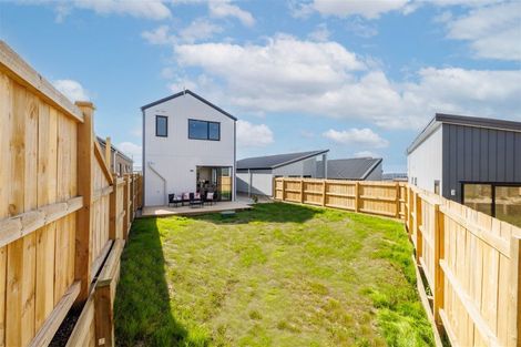 Photo of property in 5 Kokotea Road, Massey, Auckland, 0614