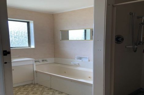 Photo of property in 55 Meadowvale Drive, Levin, 5510