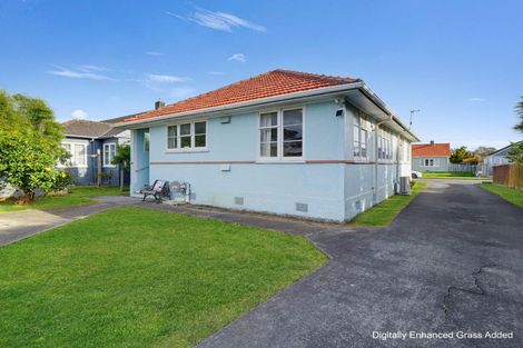 Photo of property in 3 Tyndall Street, Palmerston North, 4414