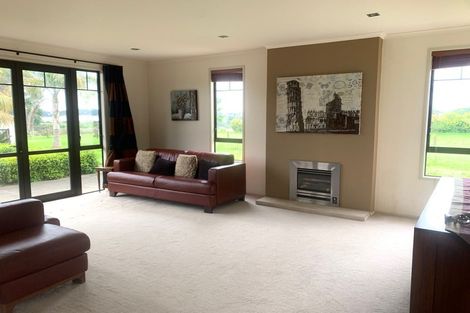 Photo of property in 28 Ockleston Landing, Hobsonville, Auckland, 0618