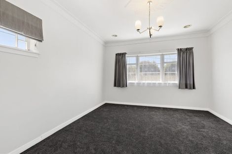 Photo of property in 21 Leighton Avenue, Waiwhetu, Lower Hutt, 5010