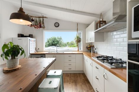 Photo of property in 41 Simpson Road, Papamoa Beach, Papamoa, 3118