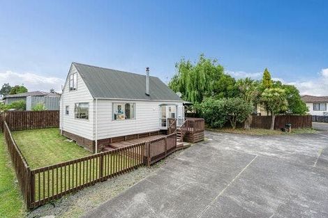 Photo of property in 223 Waitemata Drive, Ranui, Auckland, 0612