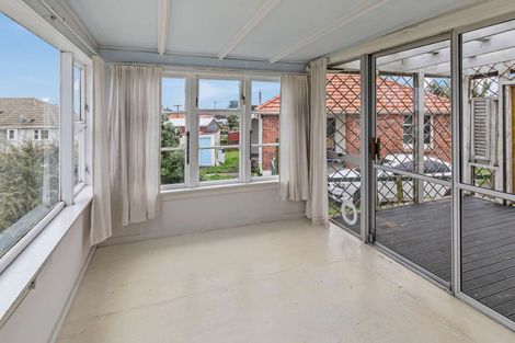 Photo of property in 81 Swiss Avenue, Gonville, Whanganui, 4501