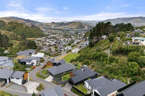 Photo of property in 19 Prestbury Grove, Churton Park, Wellington, 6037