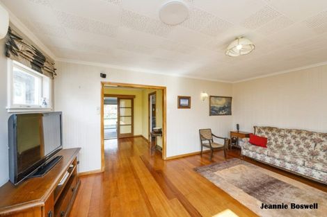 Photo of property in 28 Henare Street, West End, Palmerston North, 4412
