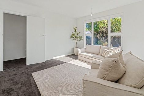 Photo of property in 11 Beatrice Place, Avonhead, Christchurch, 8042