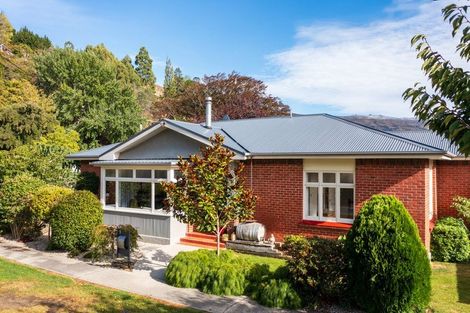 Photo of property in 9 Kelso Street, Roxburgh, 9500