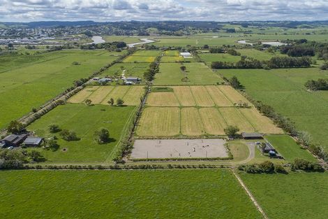 Photo of property in 85 Te Pua School Road, Helensville, 0875