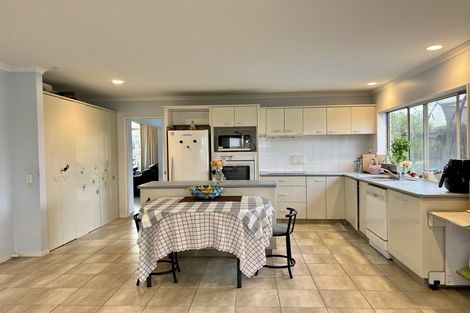 Photo of property in 47 Edendale Road, Somerville, Auckland, 2014