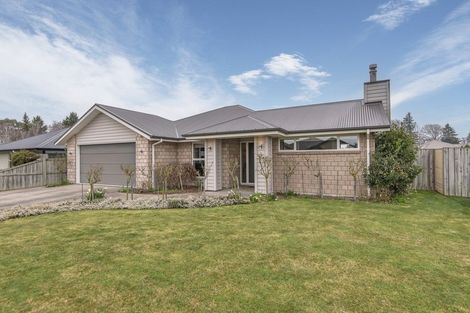 Photo of property in 20 Pemberton Drive, Darfield, 7510