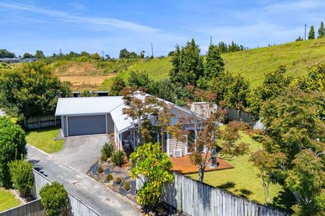 Photo of property in 15a Heta Road, Highlands Park, New Plymouth, 4312