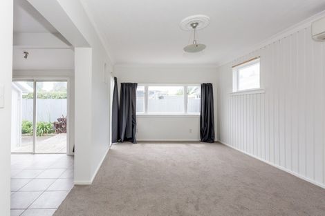 Photo of property in 28 Meadow Street, Papanui, Christchurch, 8052