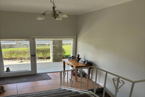 Photo of property in 2 Marlborough Avenue, Glenfield, Auckland, 0629