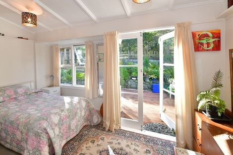 Photo of property in 8 Hillside Crescent, Leigh, 0985