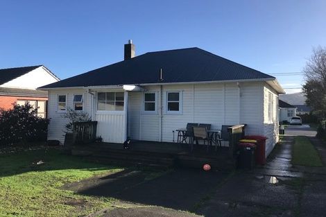 Photo of property in 19 Collett Street, Naenae, Lower Hutt, 5011