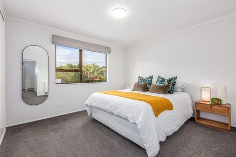 Photo of property in 19 Seagull Place, Whitby, Porirua, 5024