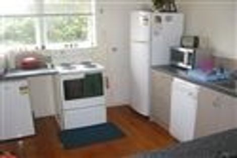 Photo of property in 2/9 East Coast Road, Milford, Auckland, 0620