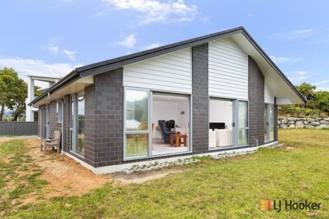 Photo of property in 93b Beach Road, Waihi Beach, 3611