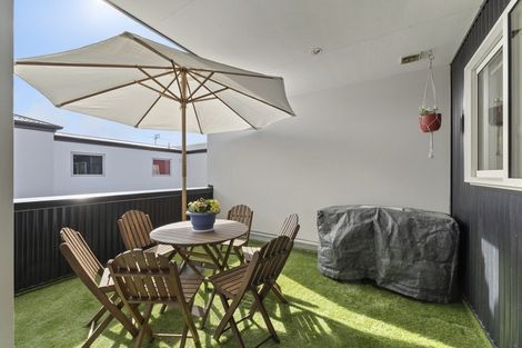 Photo of property in 114h Nursery Road, Phillipstown, Christchurch, 8011