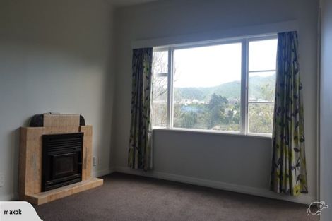 Photo of property in 5 Harland Street, Brooklyn, Wellington, 6021