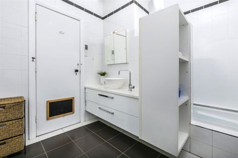 Photo of property in 1/36 Tudor Road, Henderson, Auckland, 0610