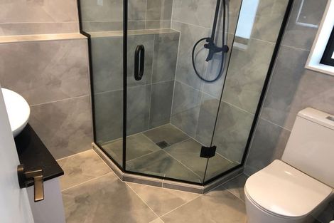 Photo of property in 2 Hauhake Road, Flat Bush, Auckland, 2019