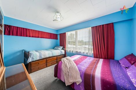 Photo of property in 60 Kairimu Street, Stokes Valley, Lower Hutt, 5019