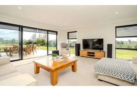Photo of property in 11 The Lakes Drive, Kerikeri, 0230