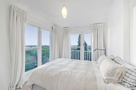 Photo of property in 21 Heaton Rhodes Place, Cashmere, Christchurch, 8022